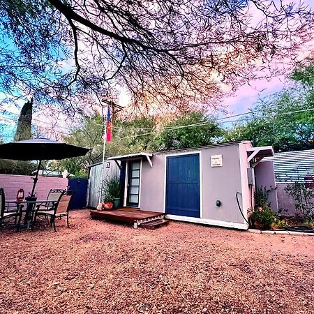 Cute Peaceful Tiny House Getaway W Backyard - Low Summer Rates! Tucson Exterior photo